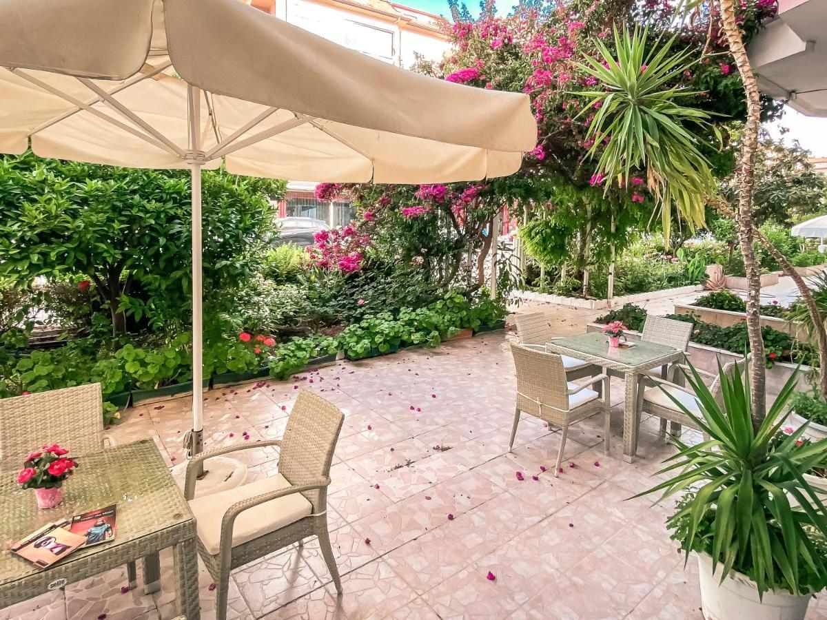 Bella Rose Apart Hotel, אלאניה מראה חיצוני תמונה