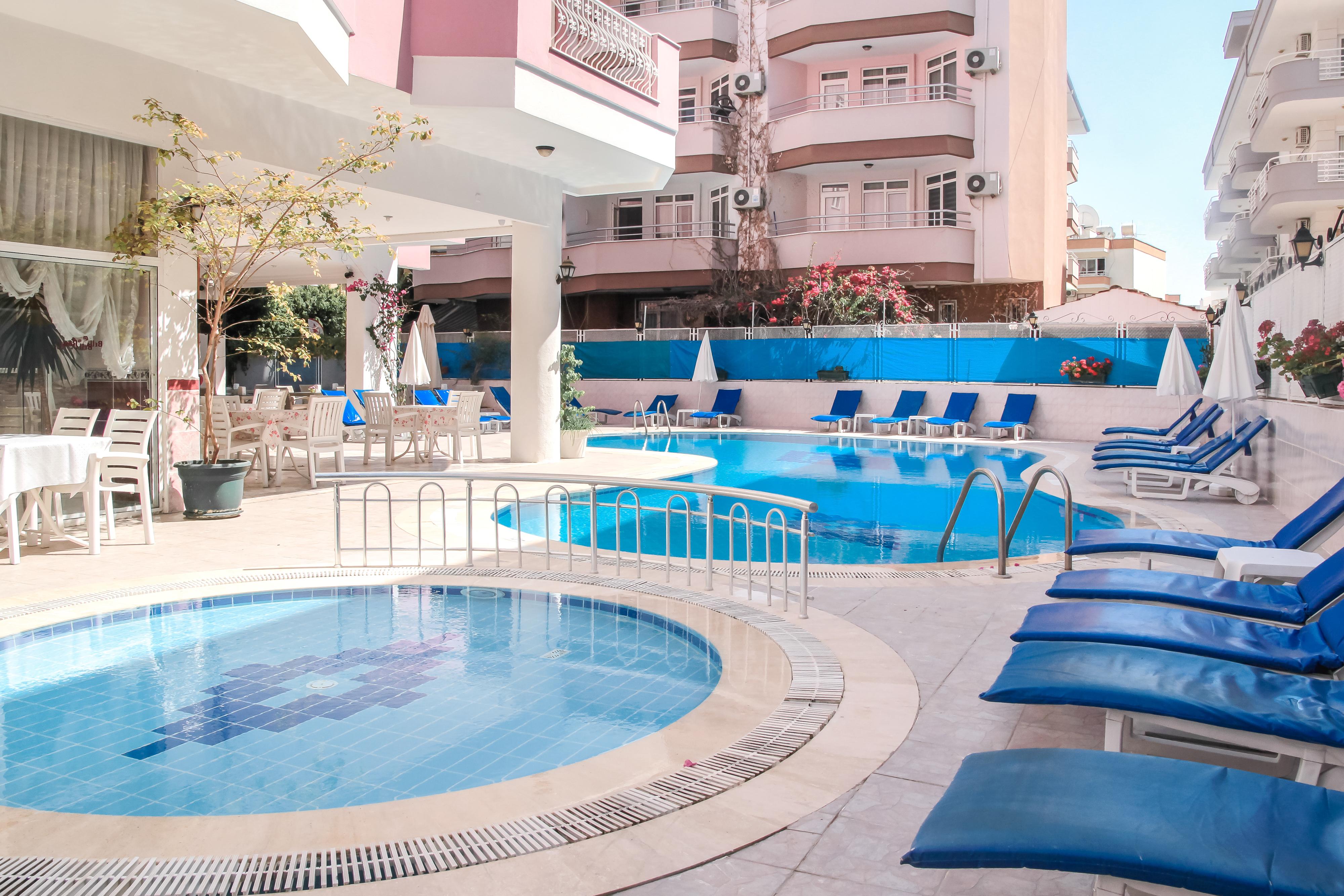 Bella Rose Apart Hotel, אלאניה מראה חיצוני תמונה